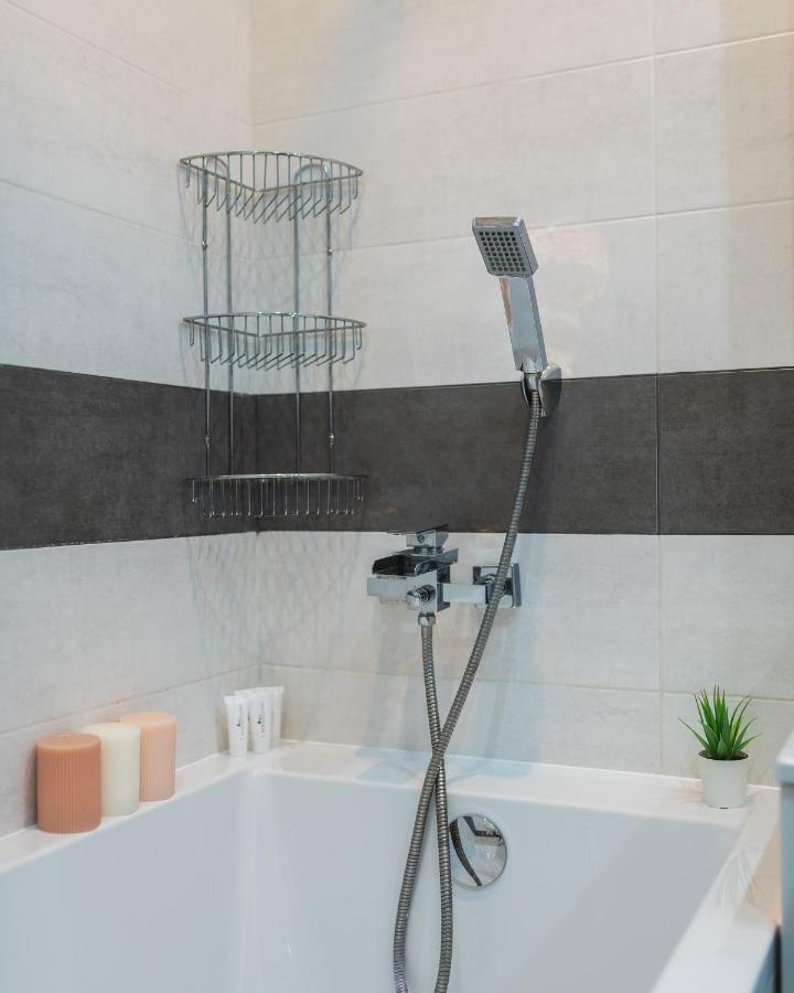 P&O Serviced Apartments Wawrzyszewska وارسو المظهر الخارجي الصورة